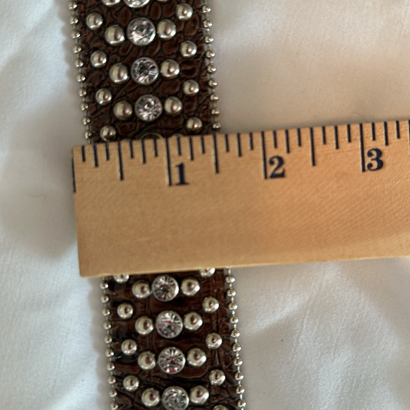 Guess brown rhinestone leather belt